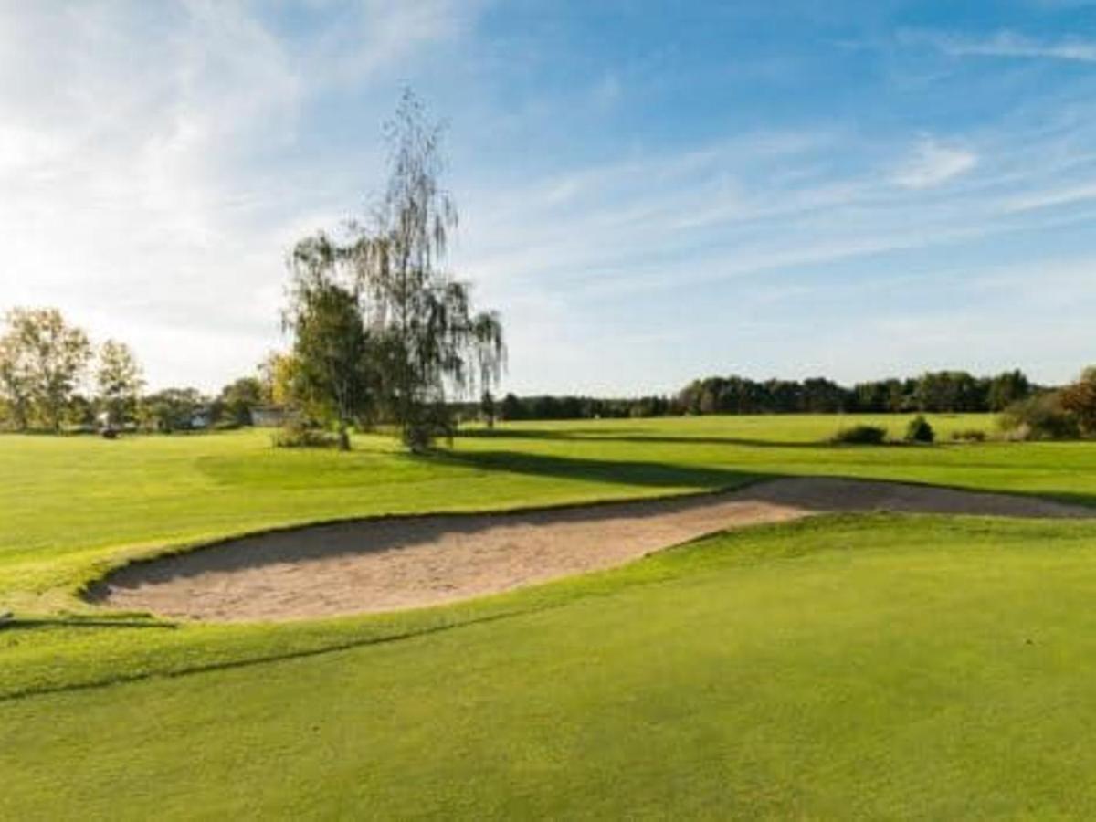 Lumineux Au Calme Avec Jardin, Golf, Balades En Foret, Barbecue Et Velos A - Fr-1-590-367 Ferienhaus